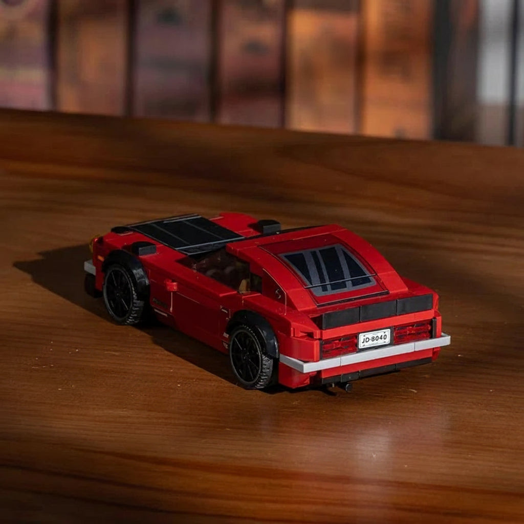 Klockowy Garaż z Samochodzikiem (1000+ elementów)